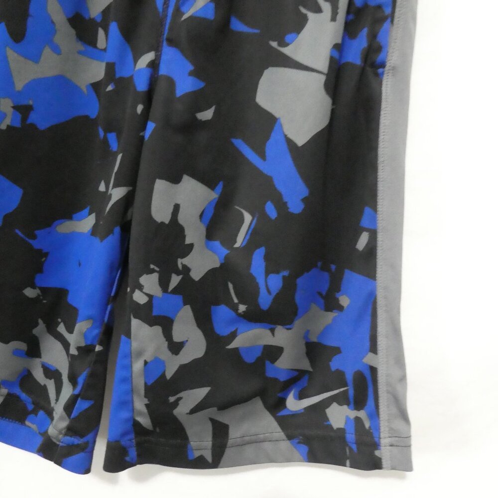 NIKE - Dri-Fit | medium | Camo - Camouflage Sport Shorts - Picture 8 of 15